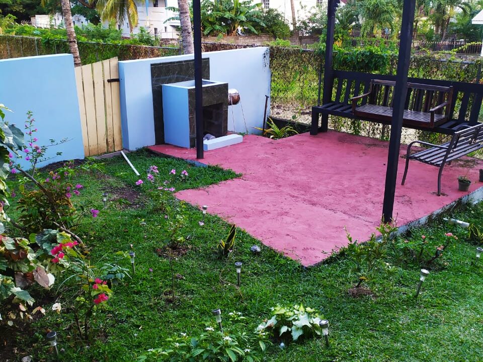 0579686B-3AD5-E640-5AE9-841903ACBB3E_Garden-Area