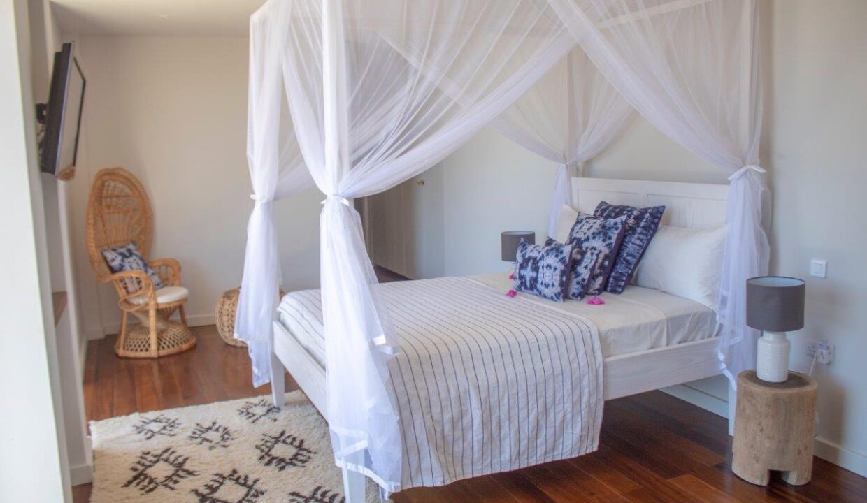 411A121F-EFF7-67F5-DE18-03B377684431_Guest-Bedroom