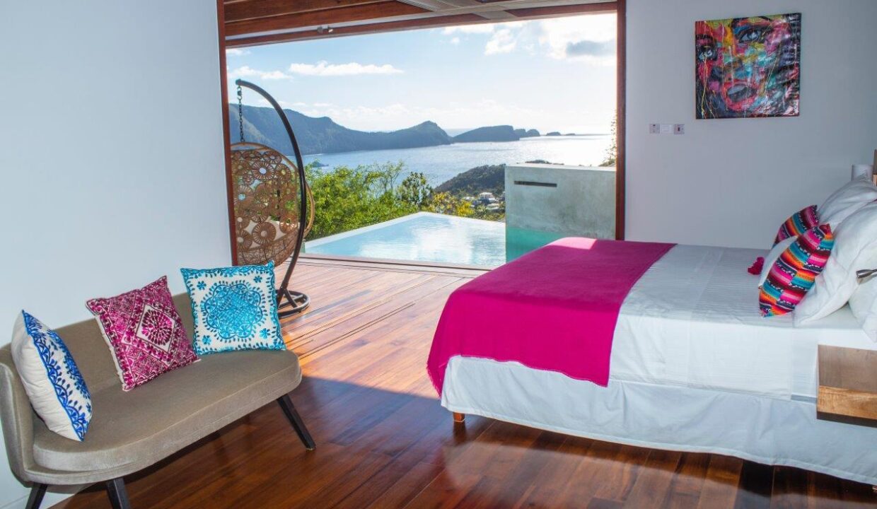 502BE3FB-6A96-9560-BBD1-EFCF2E3DE03A_Master-bedroom