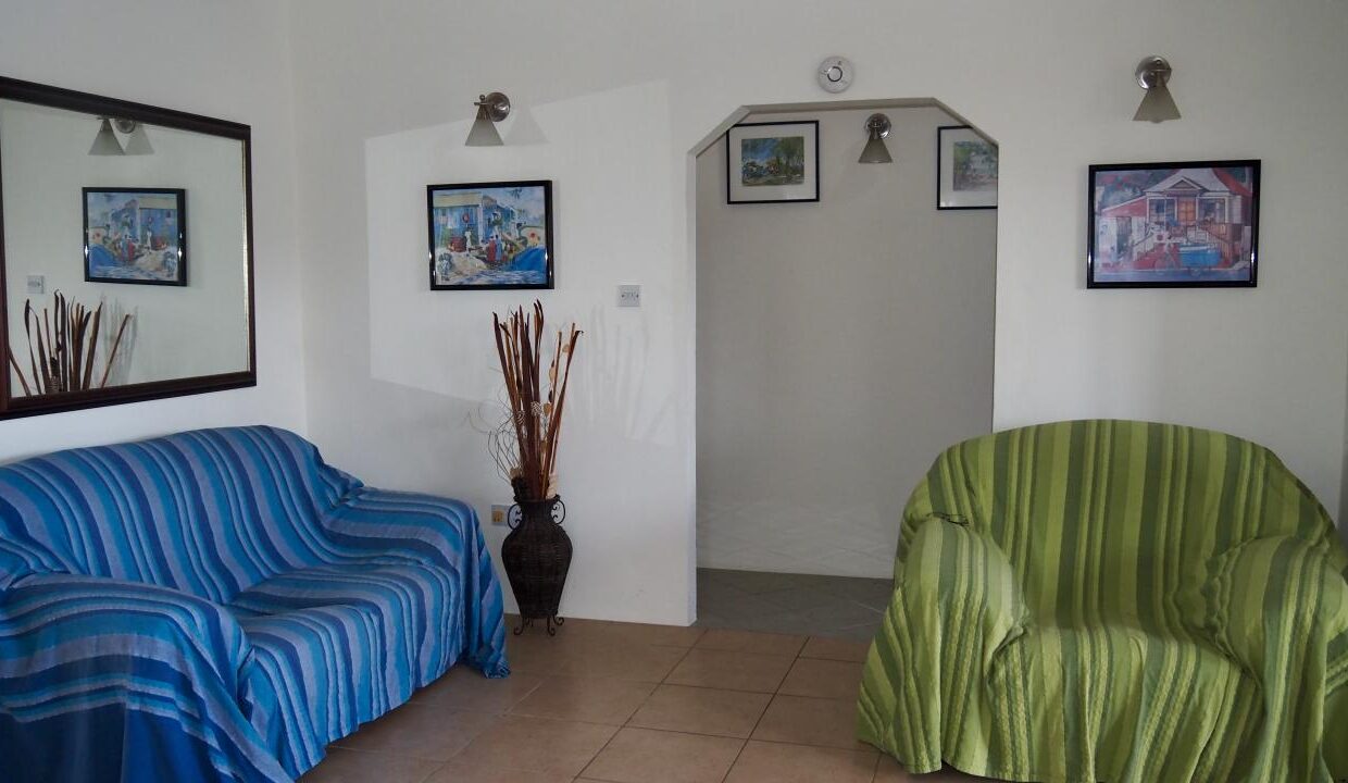 6BC953D1-710F-4170-6ADC-6C94C3E8C89A_pb250018