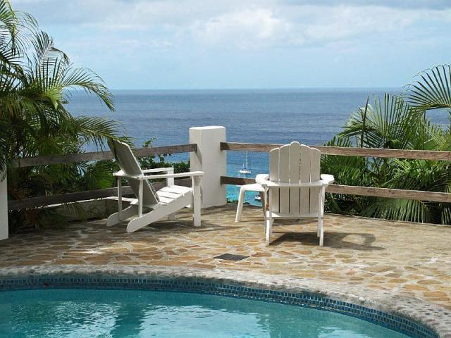 A9ECF635-0BB6-CAD4-3B10-6D00F66357B7_1875_260