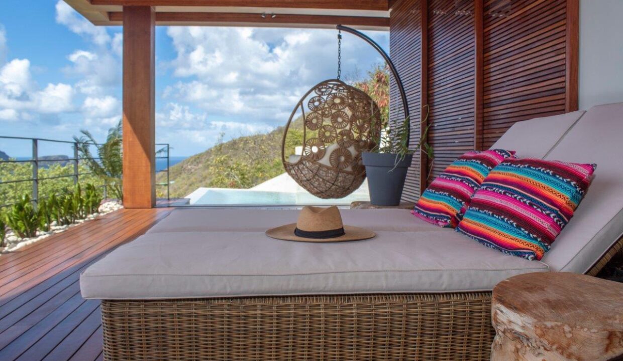 AD4B2863-9072-E9A0-093D-2530A0DC11C8_Main-Veranhah