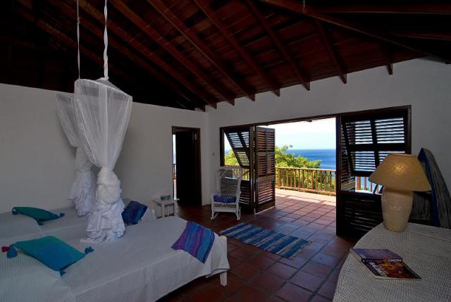 DFCED54B-E029-AF67-B2B6-88B1B12723B9_1863_260