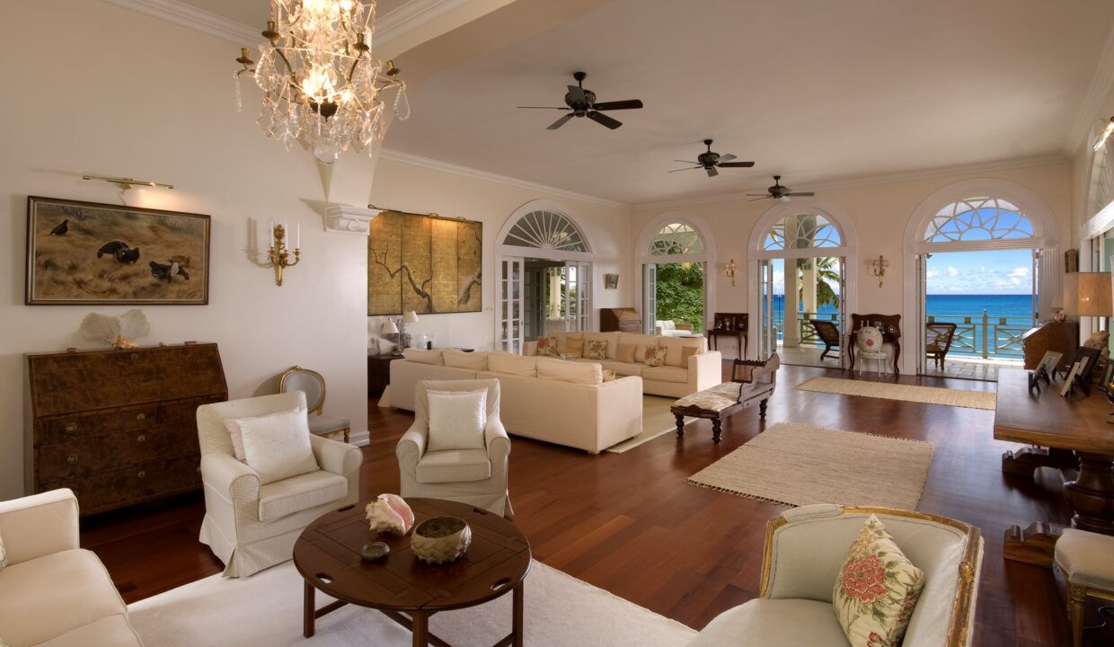 E5F95406-3A60-24EC-46BA-6FFC39F3465C_GABRIEL-HOUSE-ST-LUCIA-LIVING